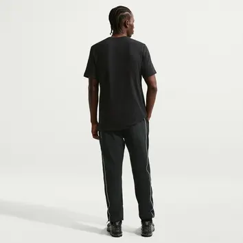 Футболка Чоловіча Nike NSW Club DT Tee FD1184-014