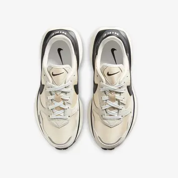 Кросівки Чоловічі Nike Phoenix Waffle FD2196-100
