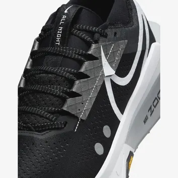 Кросівки Чоловічі Nike Zoomx Zegama Trail 2 FD5190-001