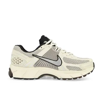 Кросівки Чоловічі Nike Air Zoom Vomero 5 Phantom FJ2028-001
