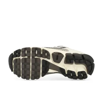 Кросівки Чоловічі Nike Air Zoom Vomero 5 Phantom FJ2028-001