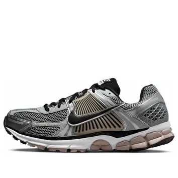 Кросівки Чоловічі Nike Air Zoom Vomero 5 College Grey FJ4151-007