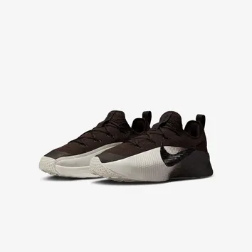 Кросівки Чоловічі Nike Lebron TR 1 FJ6151-201
