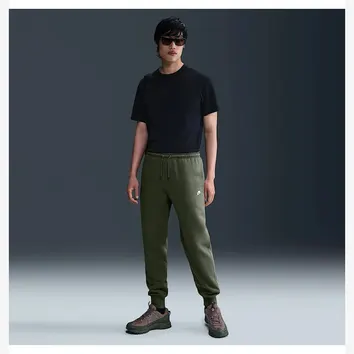 Штани Чоловічі Nike Club Fleece Joggers Medium Olive/White FN3787-222