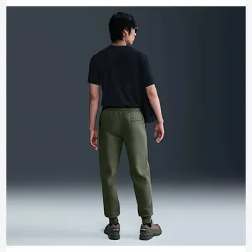 Штани Чоловічі Nike Club Fleece Joggers Medium Olive/White FN3787-222