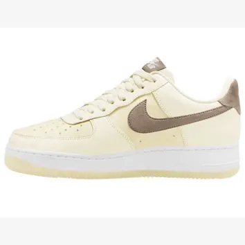 Кросівки Чоловічі Nike Air Force 1 '07 LV8 Sail/Khaki/Coconut Milk/White FN5832-101