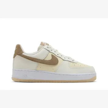 Кросівки Чоловічі Nike Air Force 1 '07 LV8 Sail/Khaki/Coconut Milk/White FN5832-101