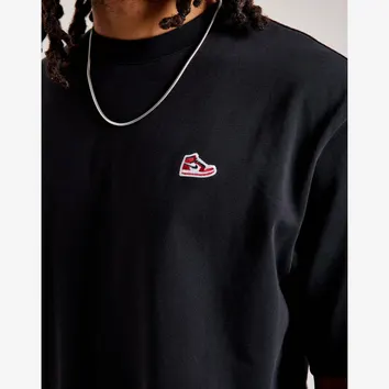 Футболка Чоловіча Jordan BRAND SNKR PTCH SS CREW FN5982-010