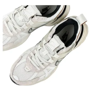 Кросівки Жіночі Nike V2K Run FN6703-100