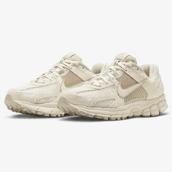 Кросівки Чоловічі Nike Zoom Vomero 5 Sail/Orewood Brown FQ6868-111