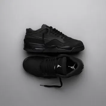 Кросівки Air Jordan 4 RM Black Cat FQ7939-004