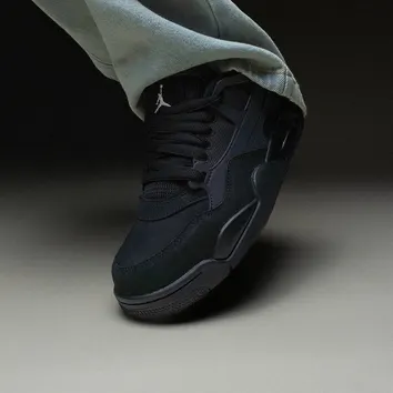 Кросівки Air Jordan 4 RM Black Cat FQ7939-004