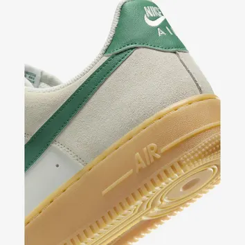 Кросівки Чоловічі Nike Air Force 1 07 Lv8 Beige FQ8714-001