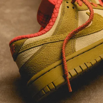 Кросівки Жіночі Nike Dunk Low Sesame Bronzine-Picante Red FQ8897-252