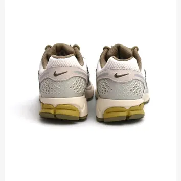 Кросівки Чоловічі Nike ZOOM VOMERO 5 FV0397 001