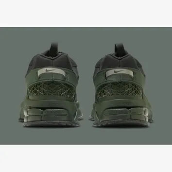 Кросівки Nike Air Zoom Vomero 5 Roam Sequoia FV2295-300