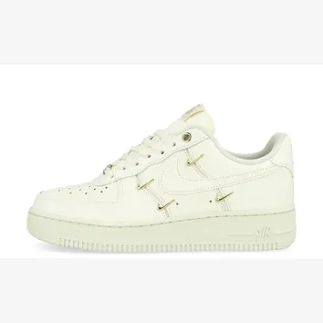 Кроссовки Мужские Nike Air Force 1 07 LX Beige FV3654-111