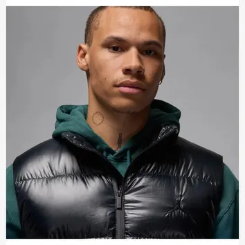 Жилет Чоловічий Jordan Down Vest Black FV7273-010