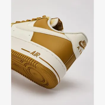 Кросівки Чоловічі Nike Air Force 1 '07 Bronzine/Coconut Milk FZ4034-716