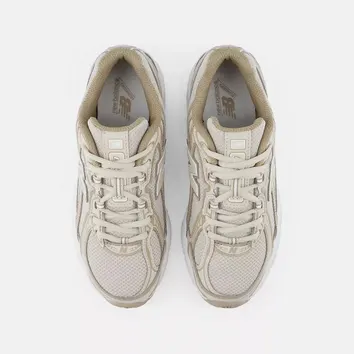 Кросівки Жіночі New Balance 740 G740543