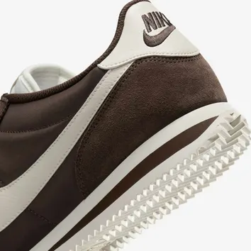 Кросівки Жіночі Nike Cortez Brown HF0263-200