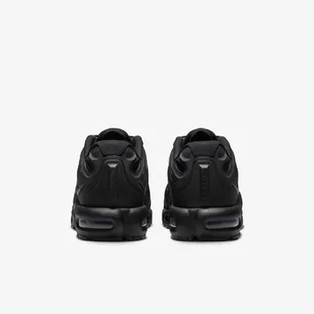 Кросівки Чоловічі Nike Air Max Plus Drift HF0785-001