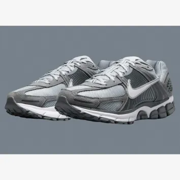 Кросівки Чоловічі Nike Zoom Vomero 5 Cool Grey HF1553-003