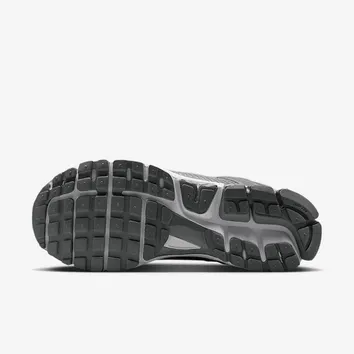 Кросівки Чоловічі Nike Zoom Vomero 5 Cool Grey HF1553-003