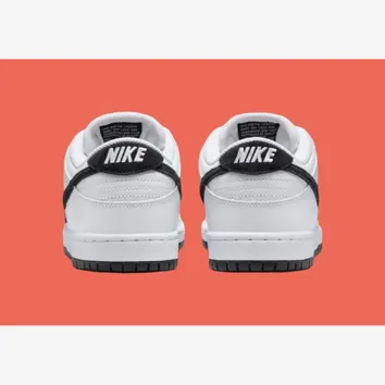 Кросівки Чоловічі Nike SB Dunk Low Pro White/Black HF3704-100