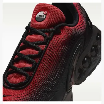 Кросівки Чоловічі Nike Air Max Dn SE Black/Red HF5531-601