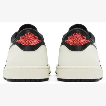 Кросівки Чоловічі Air Jordan 1 Low Paris HF8828-100
