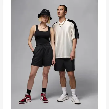 Шорти Чоловічі Air Jordan Poolside Black/White HF9371-010