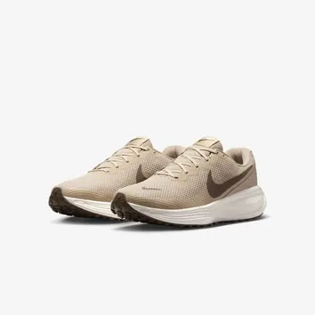 Кросівки Чоловічі Nike Revolution 8 HJ9198-200