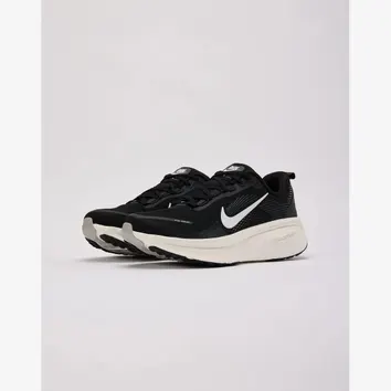 Кросівки Чоловічі Nike Vomero 18 HM6803-007