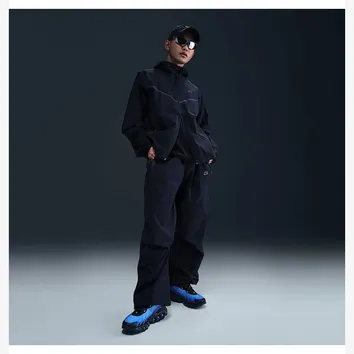 Спортивний костюм Чоловічий Nike Tech Woven Black HM7151-010__HM8241-010