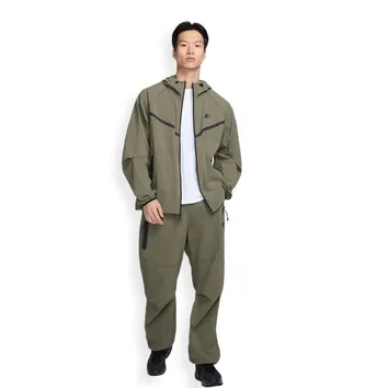 Куртка Nike Tech Woven Jacket Medium Olive/Medium Olive/Black HM7151-223