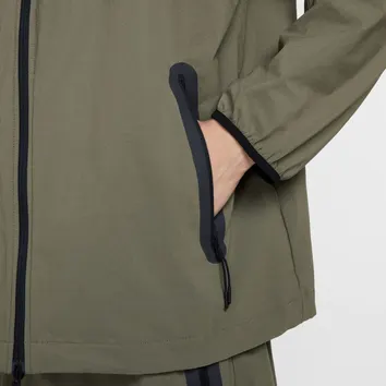 Куртка Nike Tech Woven Jacket Medium Olive/Medium Olive/Black HM7151-223
