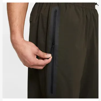 Штани Чоловічі Nike Tech Woven Loose Fit Pants Olive HM7158-356