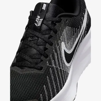 Кросівки Чоловічі Nike Run Defy HM9594-004
