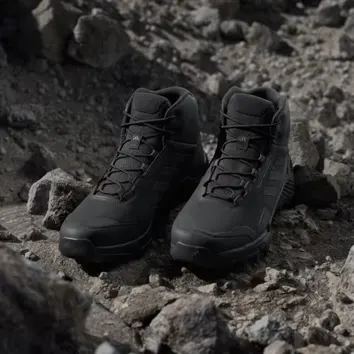Черевики Чоловічі Adidas Eastrail 2.0 Mid Rain.Rdy Black HP8600