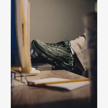 Кроссовки Мужские Nike Air Max 95 X Worksout Medium Olive HQ0263-300