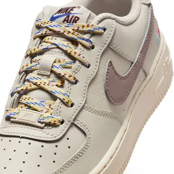 Кросівки Чоловічі Nike Air Force 1 LV8 1 Light Orewood Brown HQ1907-100