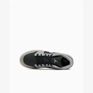 Кросівки Air Jordan 1 Low SE Light Smoke Grey HQ2021-012