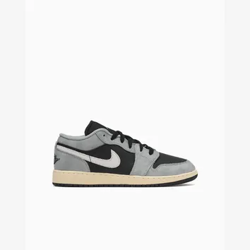 Кросівки Air Jordan 1 Low SE Light Smoke Grey HQ2021-012