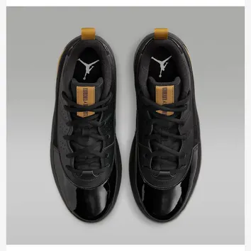 Кросівки Чоловічі Jordan Max Aura 7 HQ2091-007