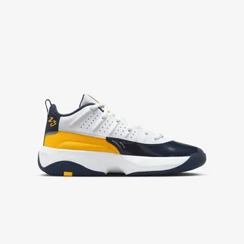 Кросівки Чоловічі Air Jordan Max Aura 7 HQ2091-102