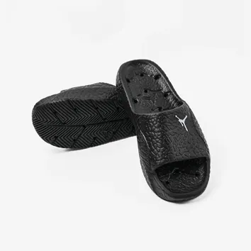 Шльопанці Чоловічі Jordan Franchise Shower Slides Black HQ2163-001