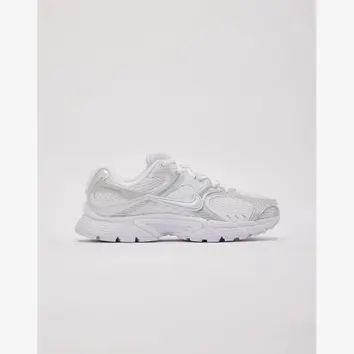 Кросівки Чоловічі Nike V5 RNR HQ7901-101