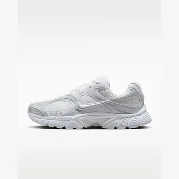 Кросівки Чоловічі Nike V5 RNR HQ7901-101
