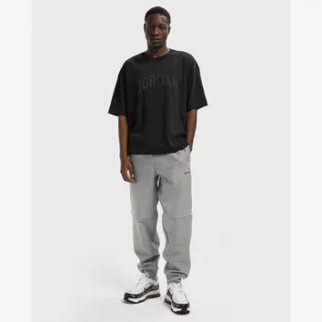Футболка Чоловіча Jordan Flight Essentials Boxy T-Shirt Black/Black HQ8935-010